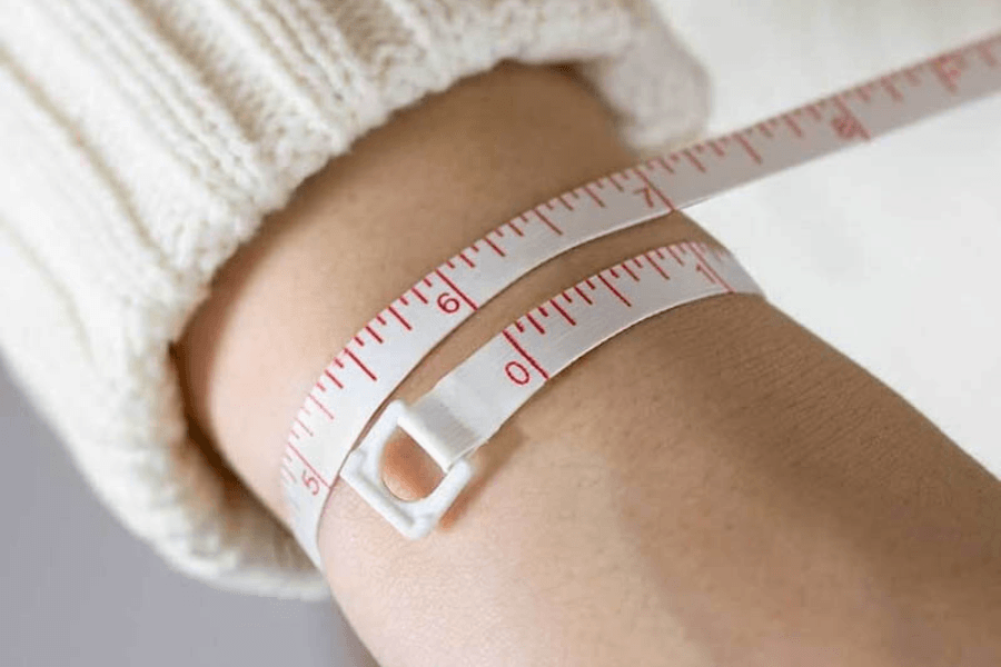 Dây đeo vừa vặn sẽ giúp thoải mái khi đeo